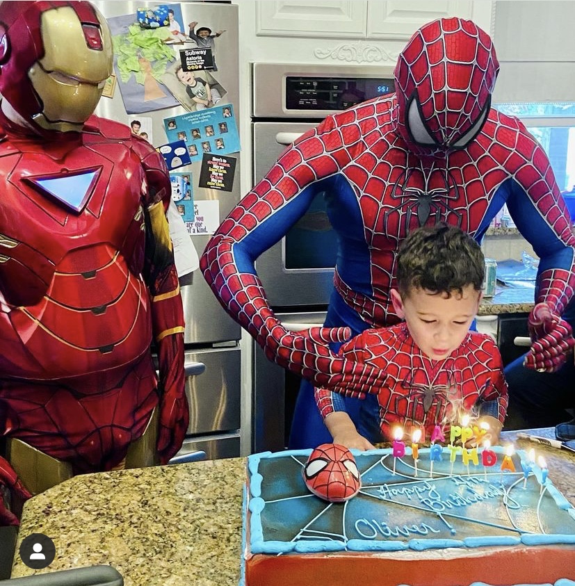 Iron Man with Spiderman and a boy with a birthday cake | Rent Party Characters